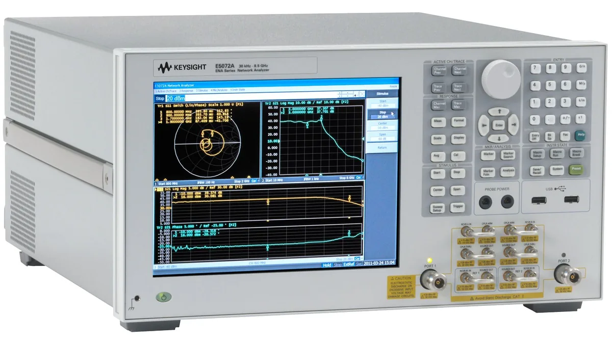 Анализатор цепей Keysight E5072A